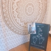 看板がぼこぼこに